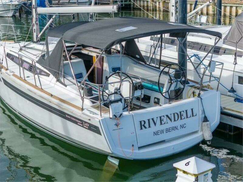 Rivendell 34ft Jeanneau Yacht For Sale
