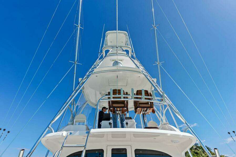 2022 Viking 46 Billfish IRISH BEAUTE Flybridge/Tower