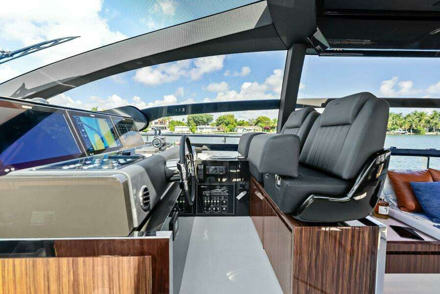 Dreaming 76ft Riva Yacht For Sale