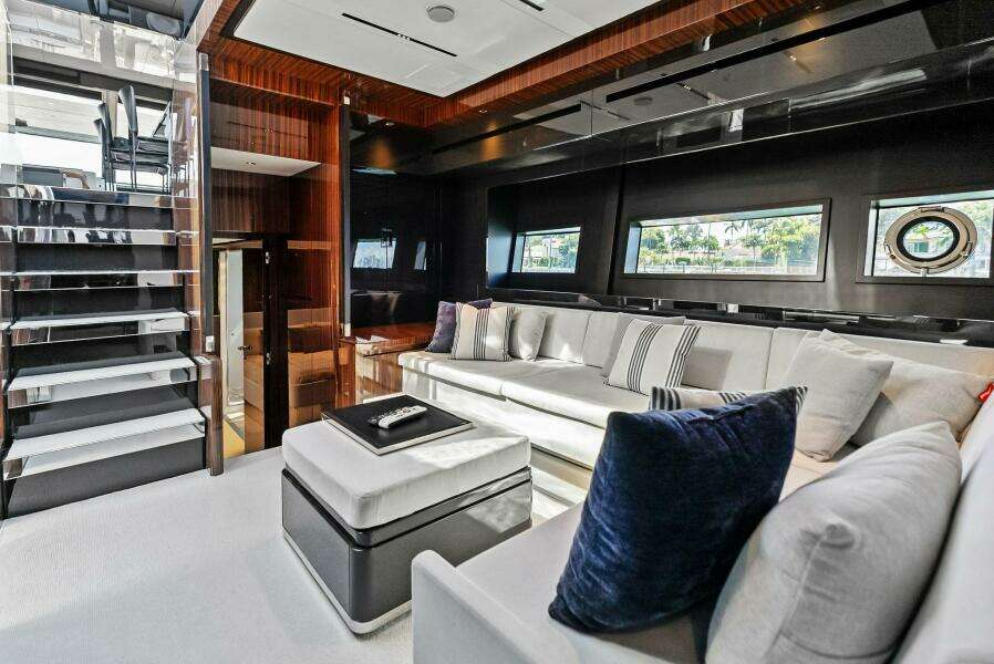 Dreaming 76ft Riva Yacht For Sale