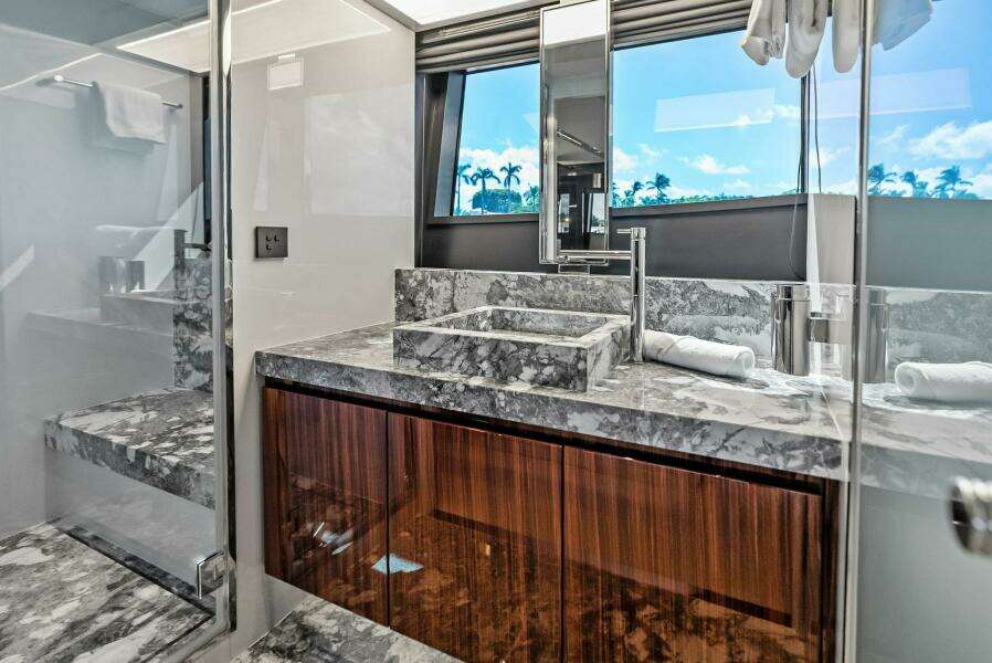 Dreaming 76ft Riva Yacht For Sale