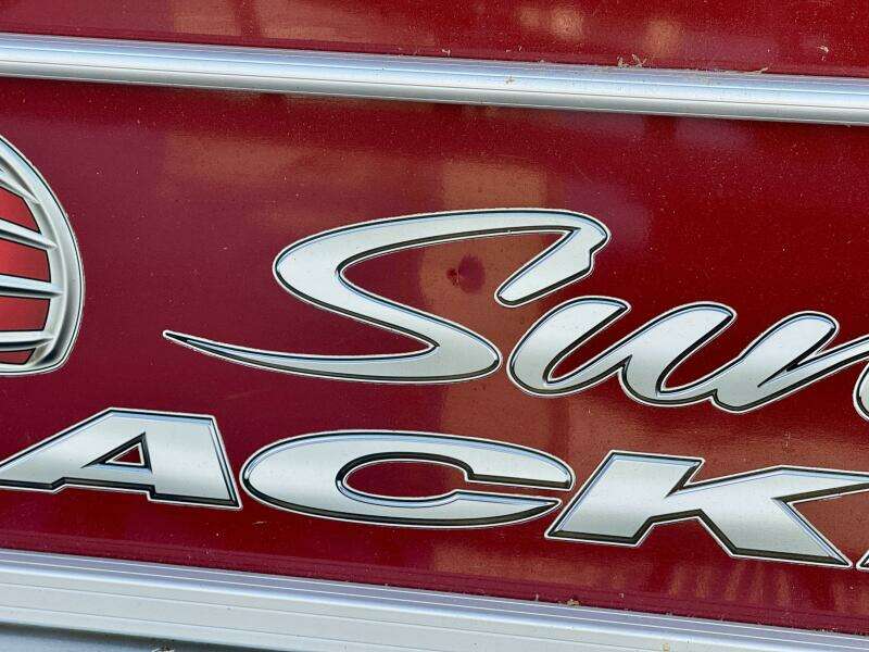 21ft Sun Tracker Yacht For Sale