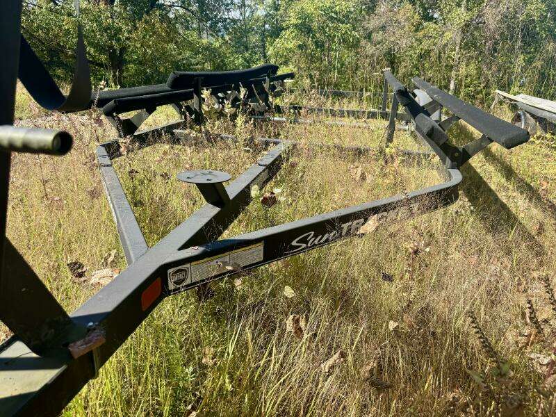 21ft Sun Tracker Yacht For Sale