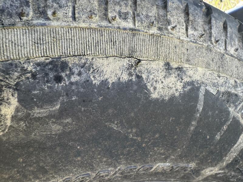 21' 2019 Sun Tracker Fishin' Barge 20DLX