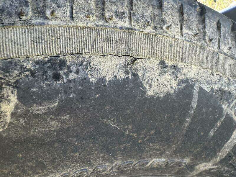 21ft Sun Tracker Yacht For Sale