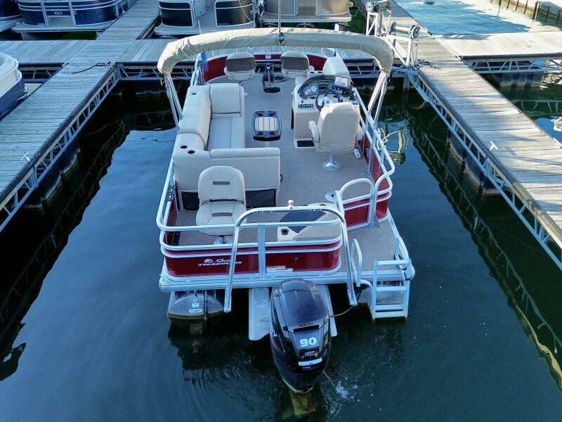 21ft Sun Tracker Yacht For Sale