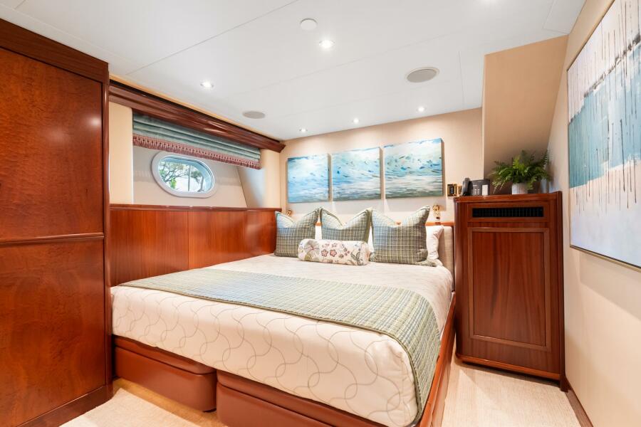 142' 2010 Westport Superyacht