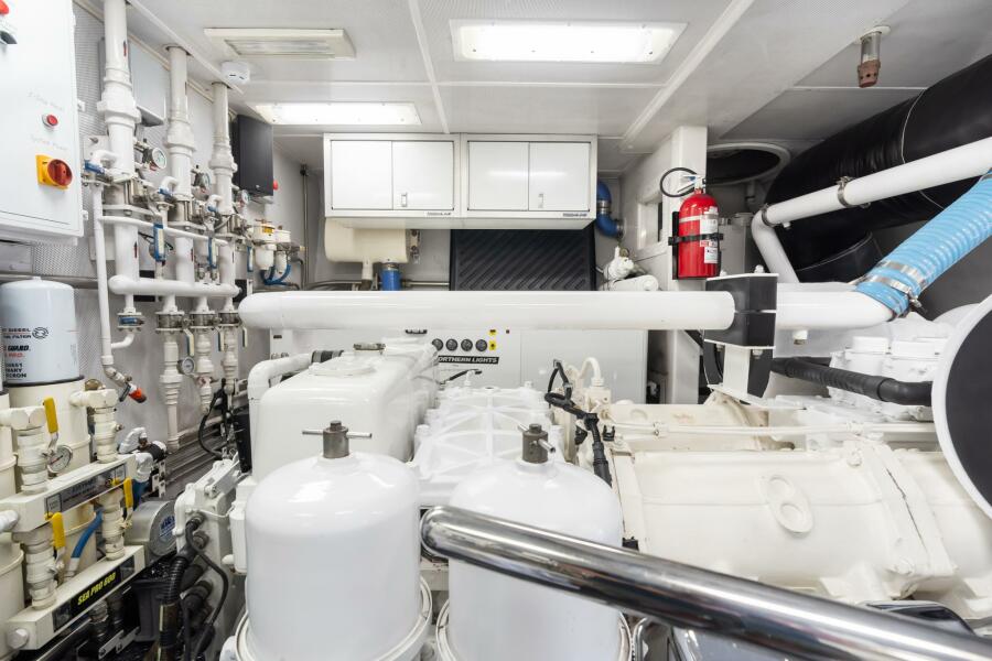 142' 2010 Westport Superyacht