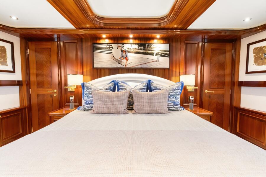 142' 2010 Westport Superyacht
