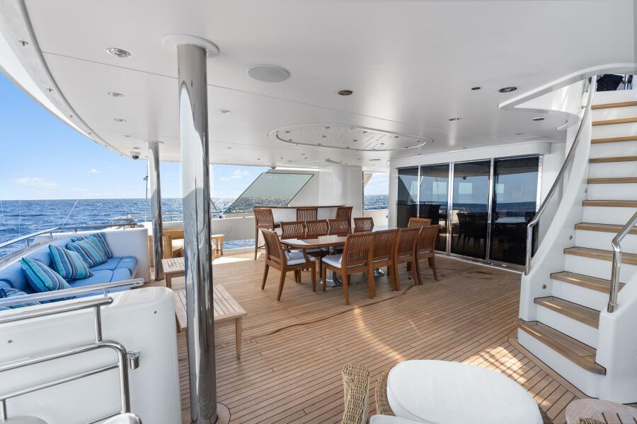 142' 2010 Westport Superyacht