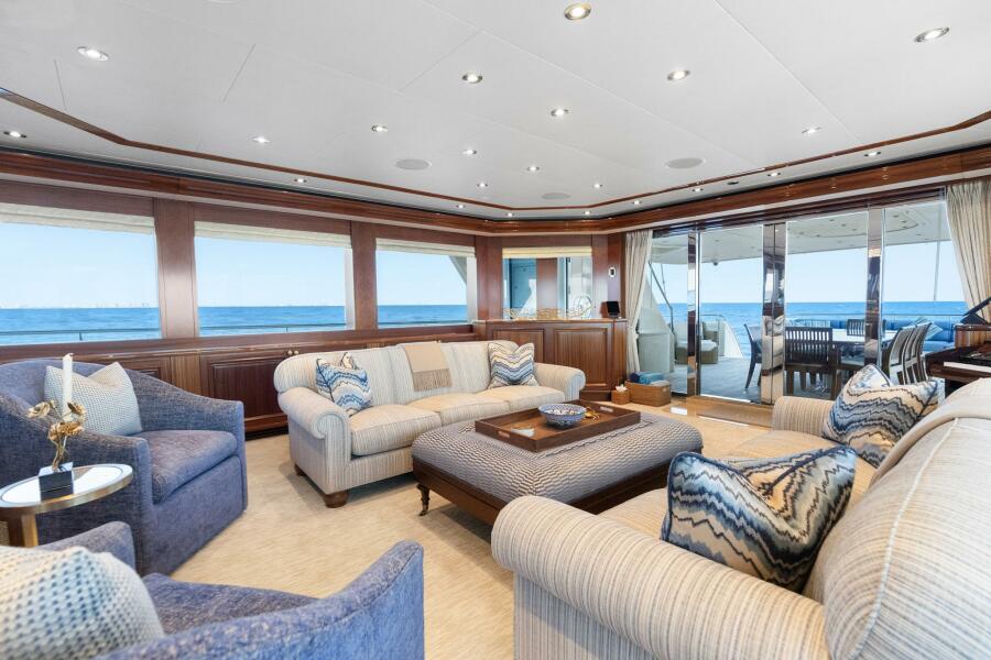 142' 2010 Westport Superyacht