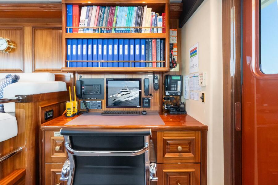 142' 2010 Westport Superyacht