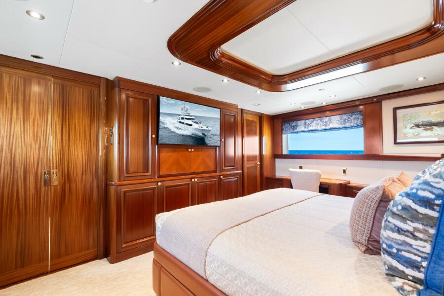 142' 2010 Westport Superyacht