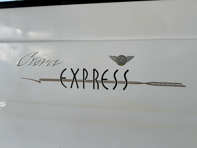 29' 1997 Bayliner 2859 Ciera Express