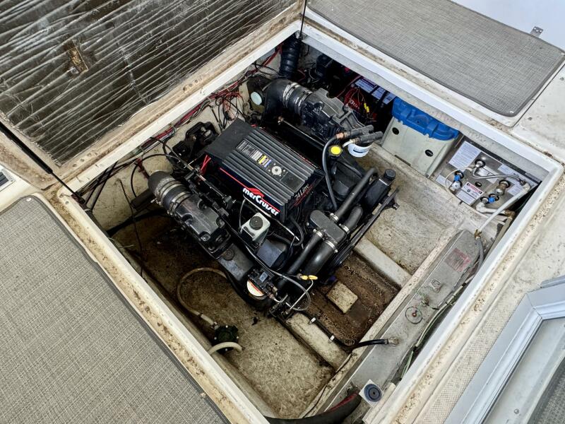 29' 1997 Bayliner 2859 Ciera Express