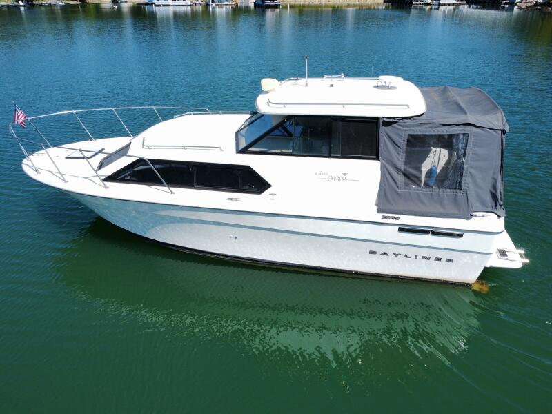 29' 1997 Bayliner 2859 Ciera Express