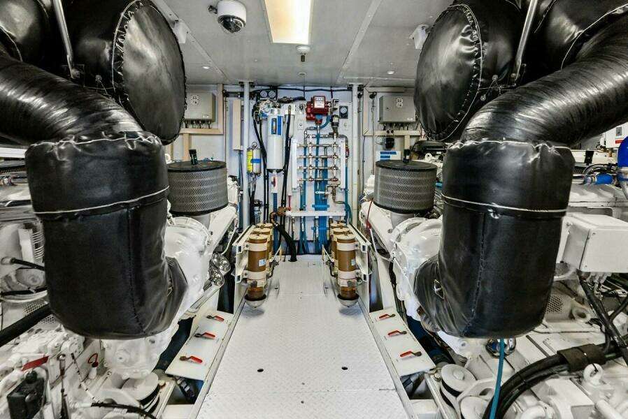 Bravo Zulu 92ft Westship Yacht For Sale