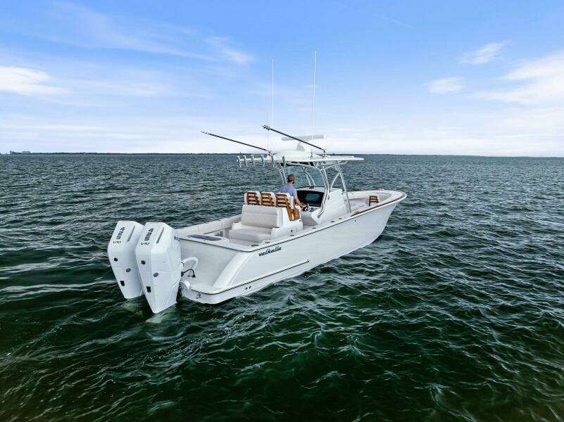 Valhalla Boatworks V 33 (2)