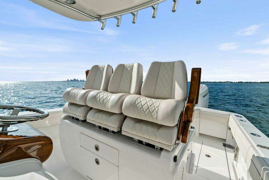 Valhalla Boatworks V 33 (39)