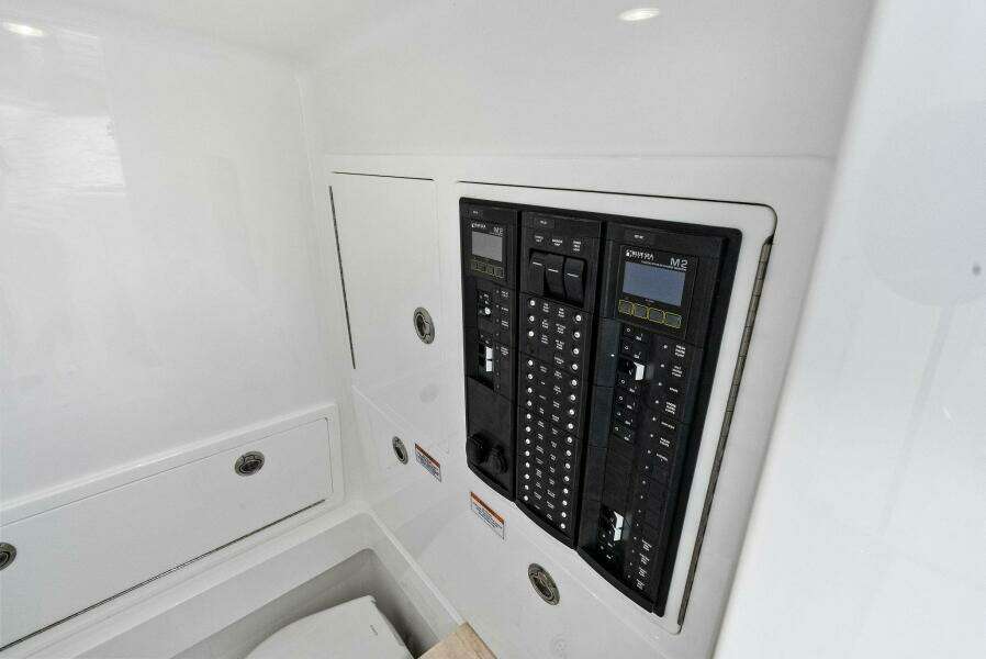 Valhalla Boatworks V 33 (25)