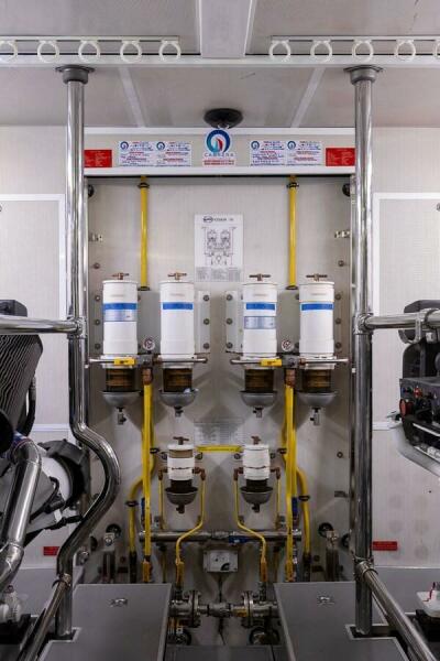 74' 2010 Horizon Enclosed Pilothouse