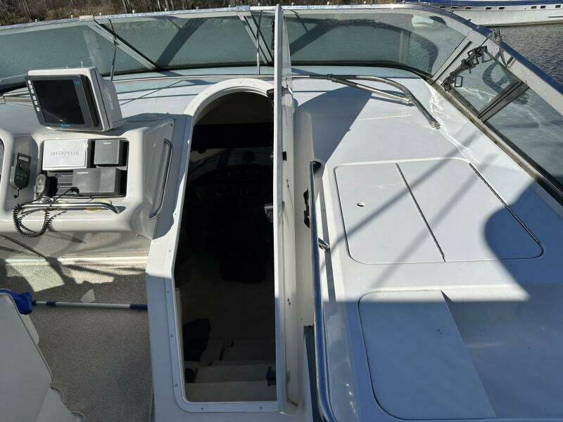 Isla Swintono 53ft Carver Yacht For Sale