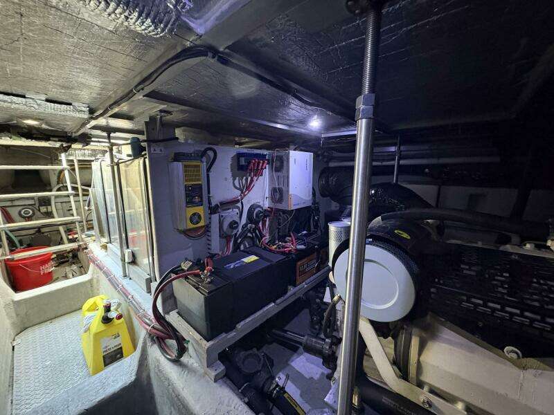 Isla Swintono 53ft Carver Yacht For Sale