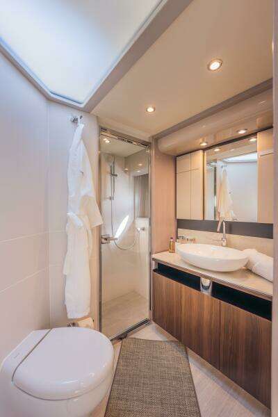 Triangle 58ft Absolute Yacht For Sale