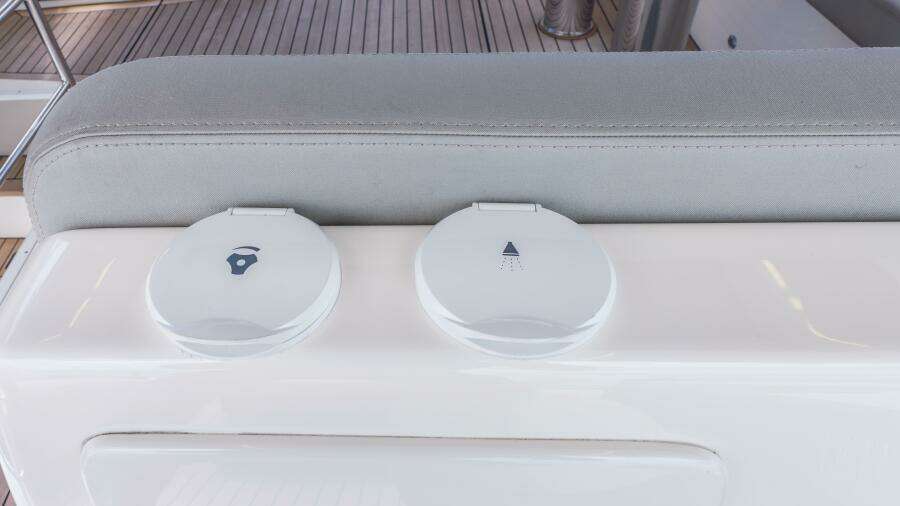 Triangle 58ft Absolute Yacht For Sale