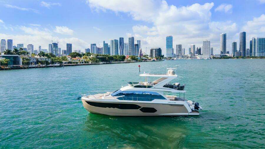 Triangle 58ft Absolute Yacht For Sale