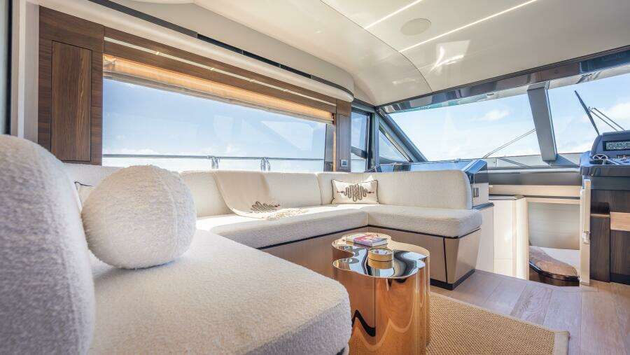 Triangle 58ft Absolute Yacht For Sale