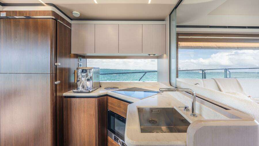 Triangle 58ft Absolute Yacht For Sale