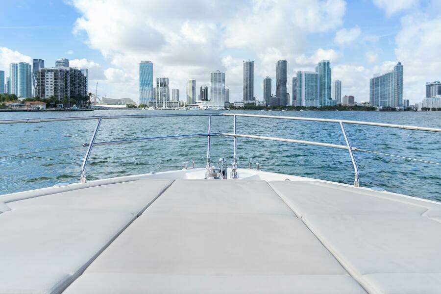 Triangle 58ft Absolute Yacht For Sale