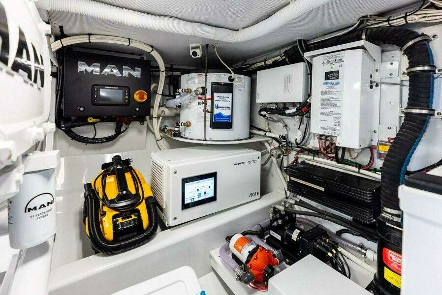 Rebel 44ft Rybovich Yacht For Sale