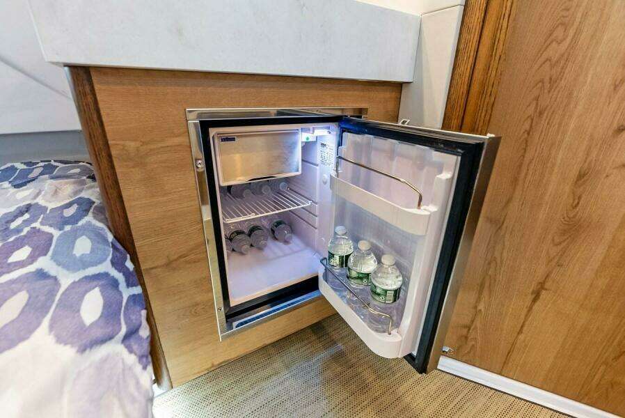 Isla 39ft Bertram Yacht For Sale