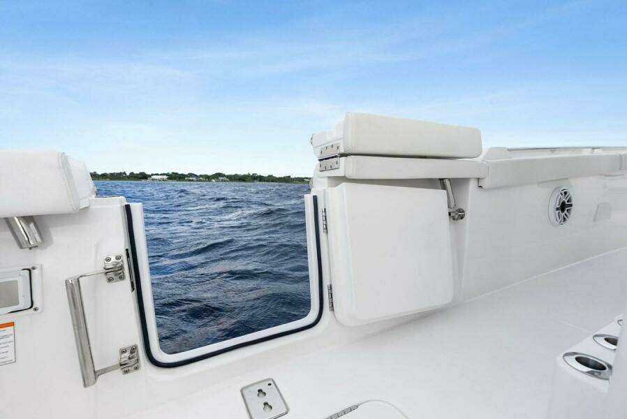 Isla 39ft Bertram Yacht For Sale