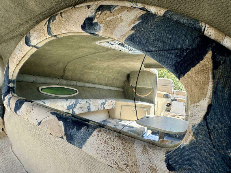 23ft Sea Ray Yacht For Sale