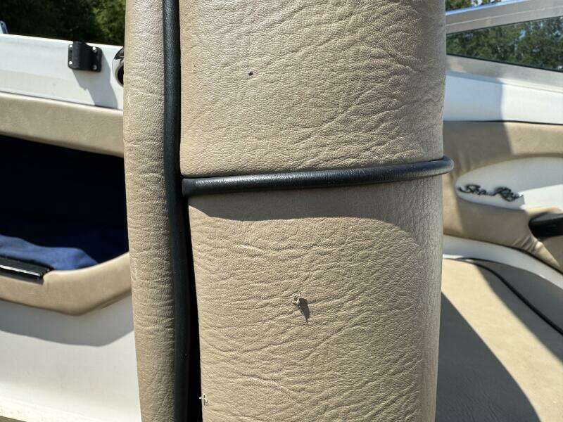 23ft Sea Ray Yacht For Sale