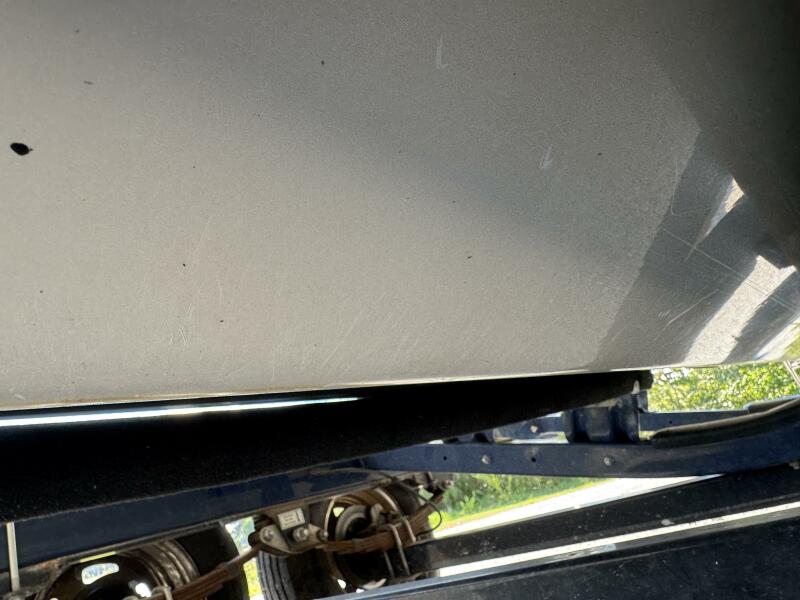 23' 1999 Sea Ray 215 Express Cruiser