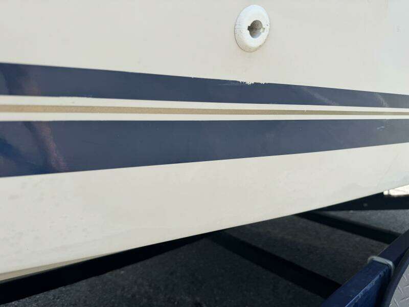 23ft Sea Ray Yacht For Sale