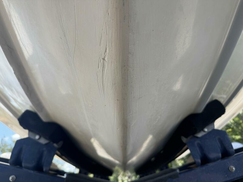 23' 1999 Sea Ray 215 Express Cruiser