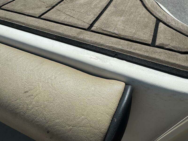 23ft Sea Ray Yacht For Sale