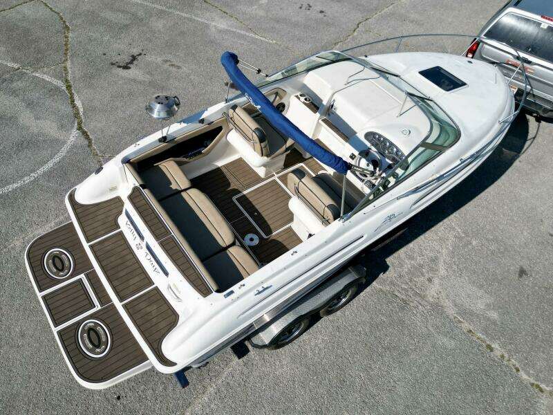 23ft Sea Ray Yacht For Sale