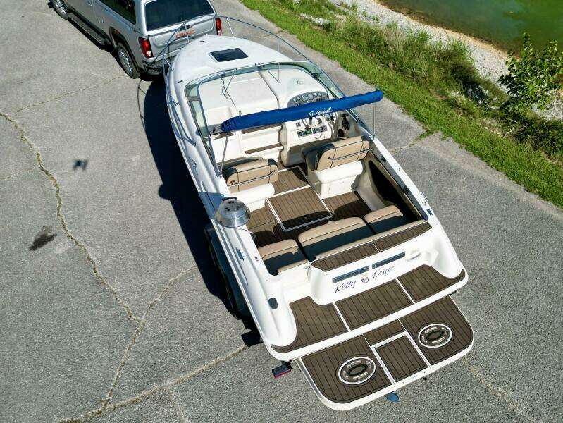 23ft Sea Ray Yacht For Sale
