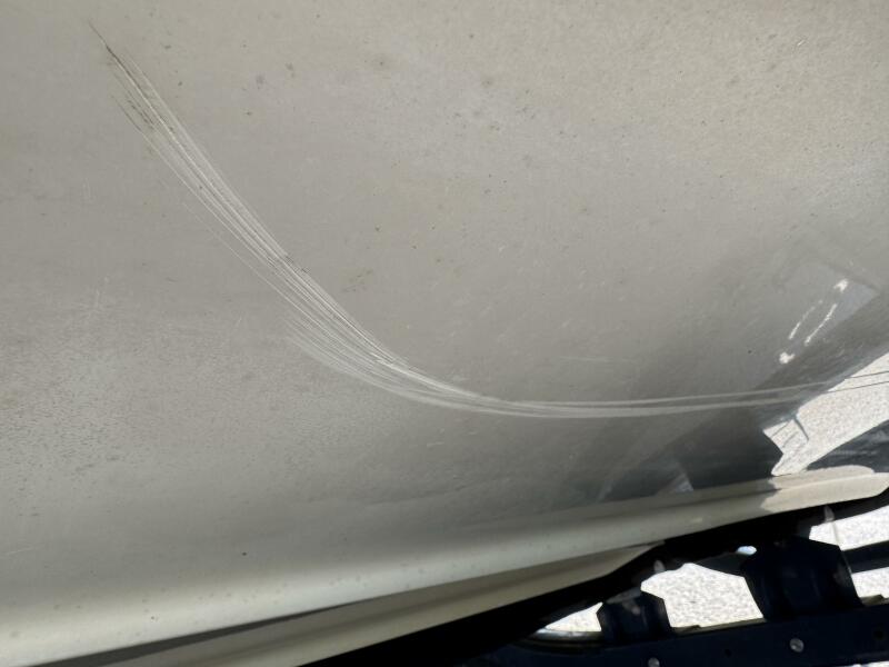 23' 1999 Sea Ray 215 Express Cruiser