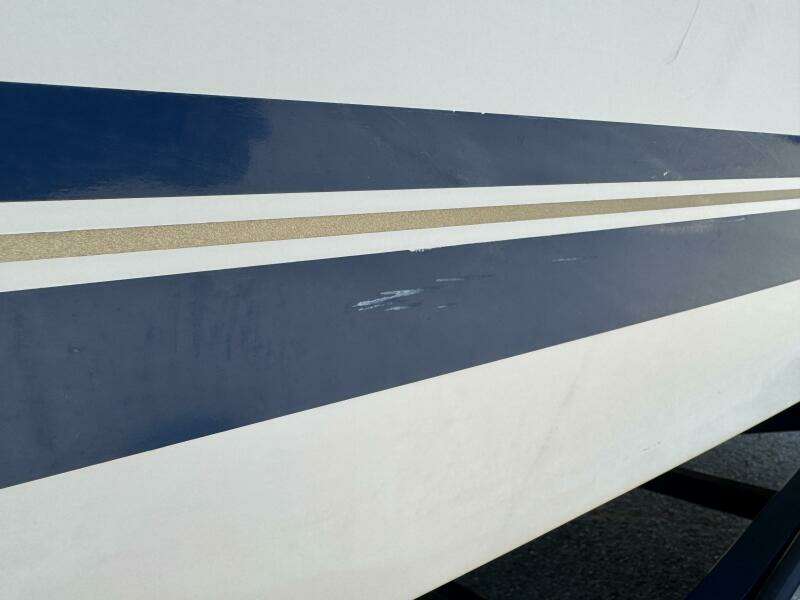 23ft Sea Ray Yacht For Sale