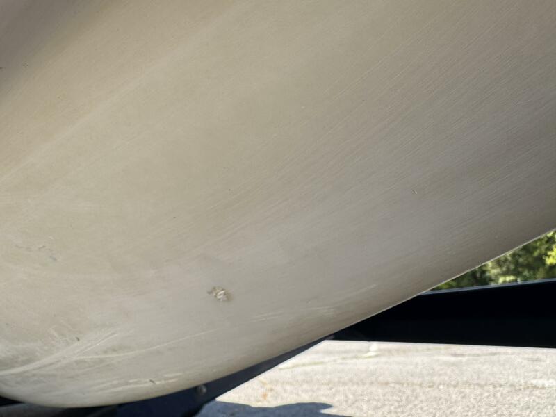 23' 1999 Sea Ray 215 Express Cruiser