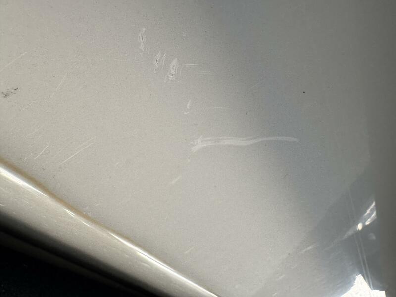 23' 1999 Sea Ray 215 Express Cruiser