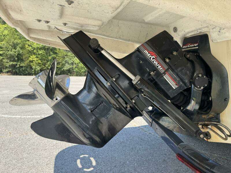 23ft Sea Ray Yacht For Sale