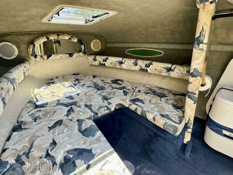 23ft Sea Ray Yacht For Sale